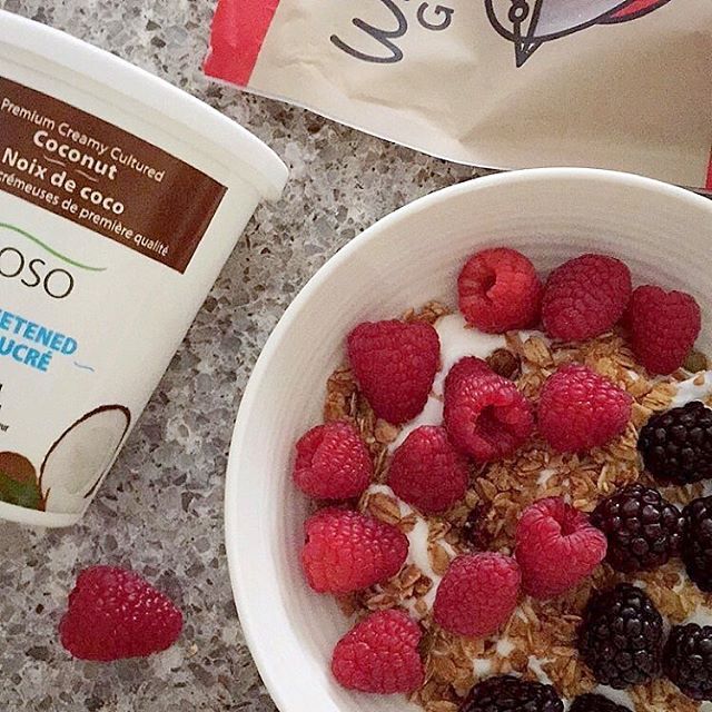 It&rsquo;s the last day of 2017 and no better way to kick it off than with @enjoyyoso coconut yogurt, @whirlybirdgranola gluten free granola and tons of fruit! What you having this morning for breakfast?
&bull;
&bull;
&bull;
&bull;
#foodmood#healthan