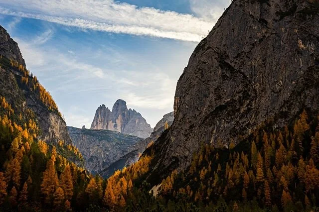 Being stuck at home has the advantage that you have the time to go through old pictures. So here's another Dolomites throwback... be prepared for some more...
&bull;
#dolomites #southtyrol #trecime #trecimedilavaredo #beautifuldestinations #beautiful