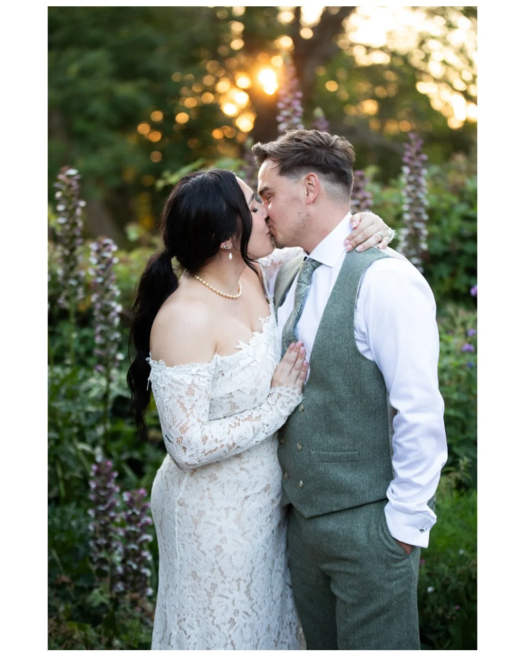 Chequers_Woolsthorpe_Wedding_Photography_10_.jpg