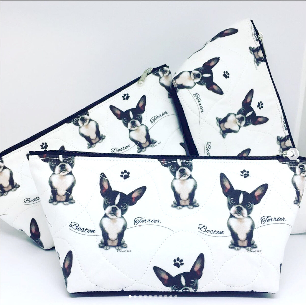 Dog-cosmetic-bags.jpg