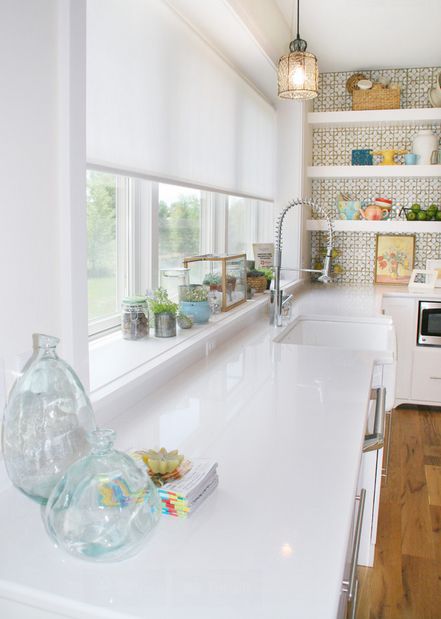 CREDIT: http://meganbrookehandmadeblog.com/2014/09/chose-quartz-countertops.html