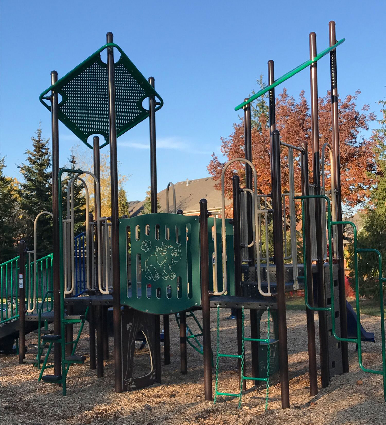 Seneca Cook Parkette: All-new larger playground, new wood chips, picnic table, tri-waste, and trees.