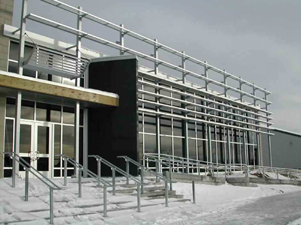 Bibliothèque de Sept-Îles Année : 2003 | Budget: 5,7M$