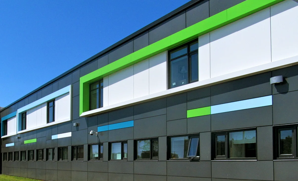 Réfection enveloppe École Manikoutai Année : 2015 | Budget: 4,4M$