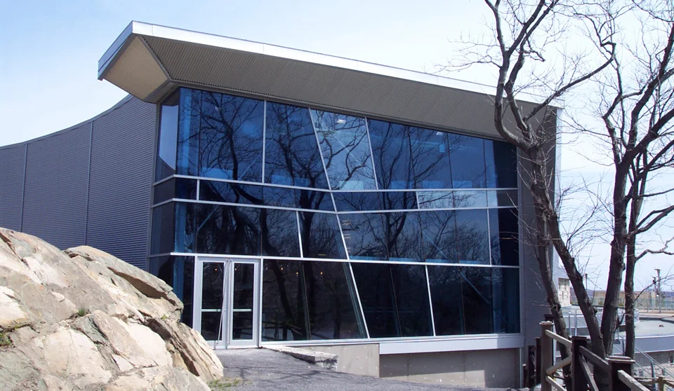 Aquarium de Québec Année : 2002 | Budget: 24M$ Réalisé en consortium
