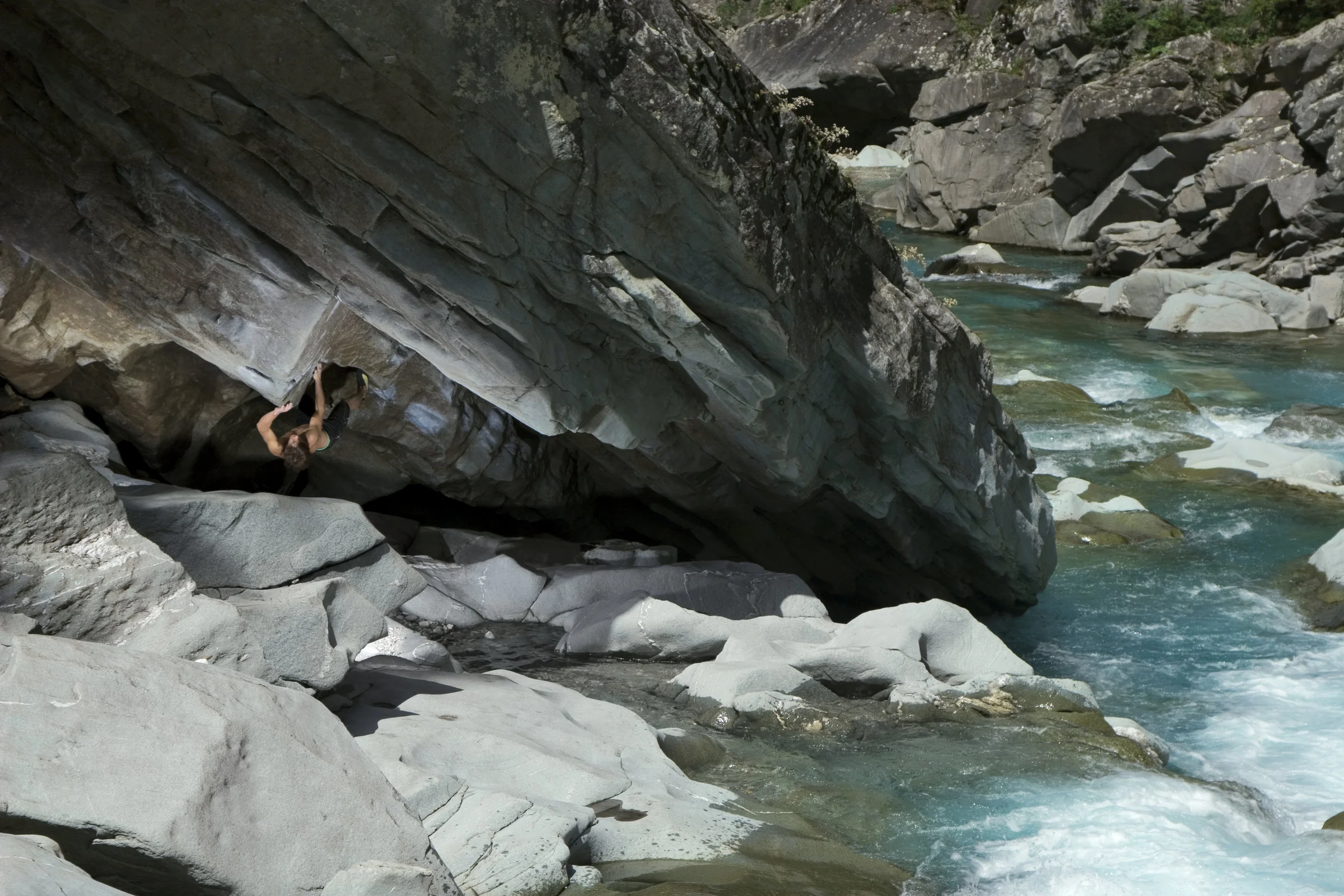 Shawn Diamond - Never Ending Story 2 - 8b+.jpg