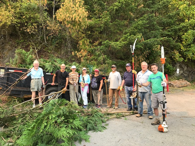 From left: Mark's trailer, Ola, Isaac, Carol, JoAnn, Marie, Jon, Marc, Bruce, & Barry. 