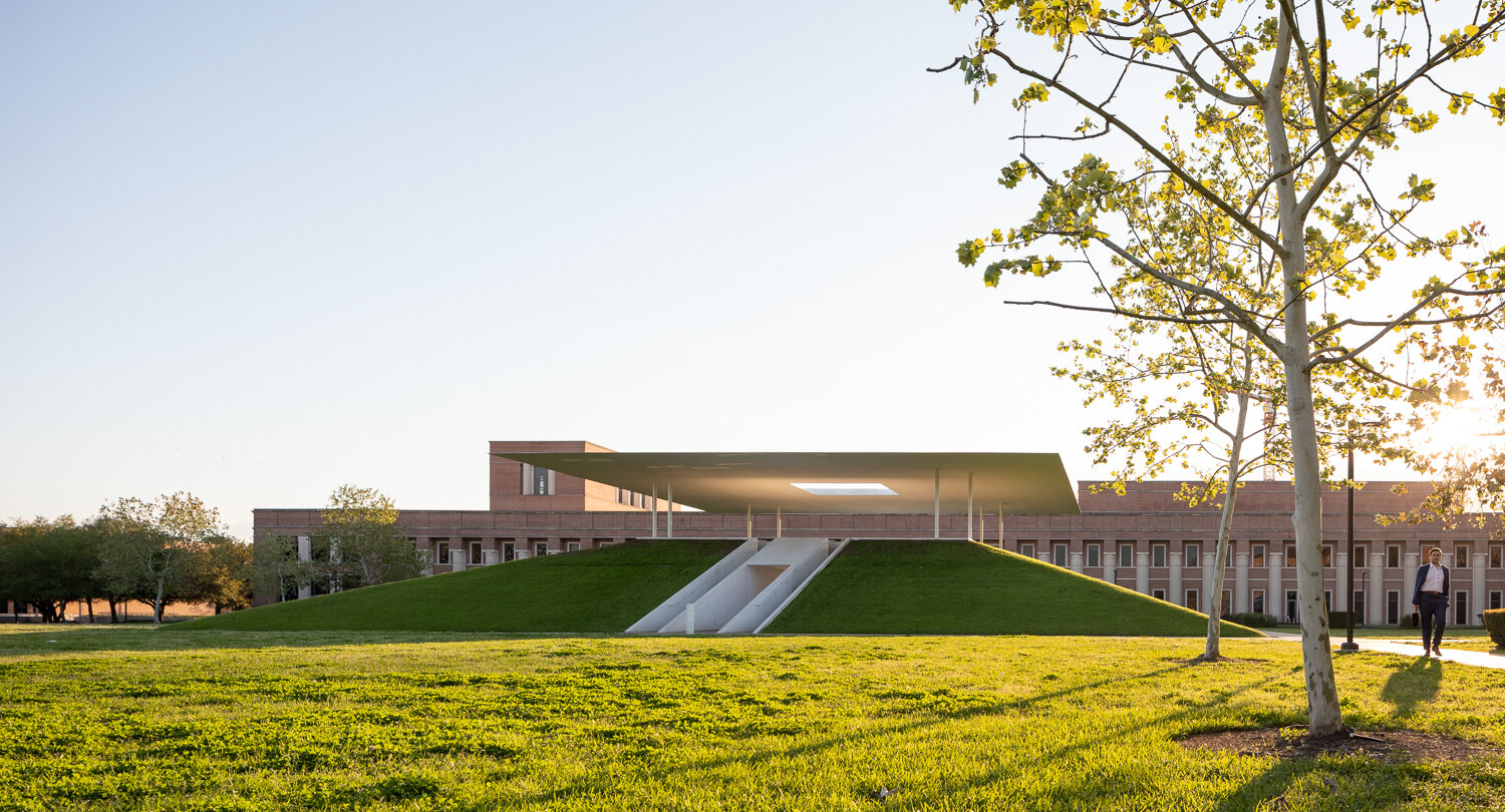  James Turrell Twilight Epiphany Skyspace