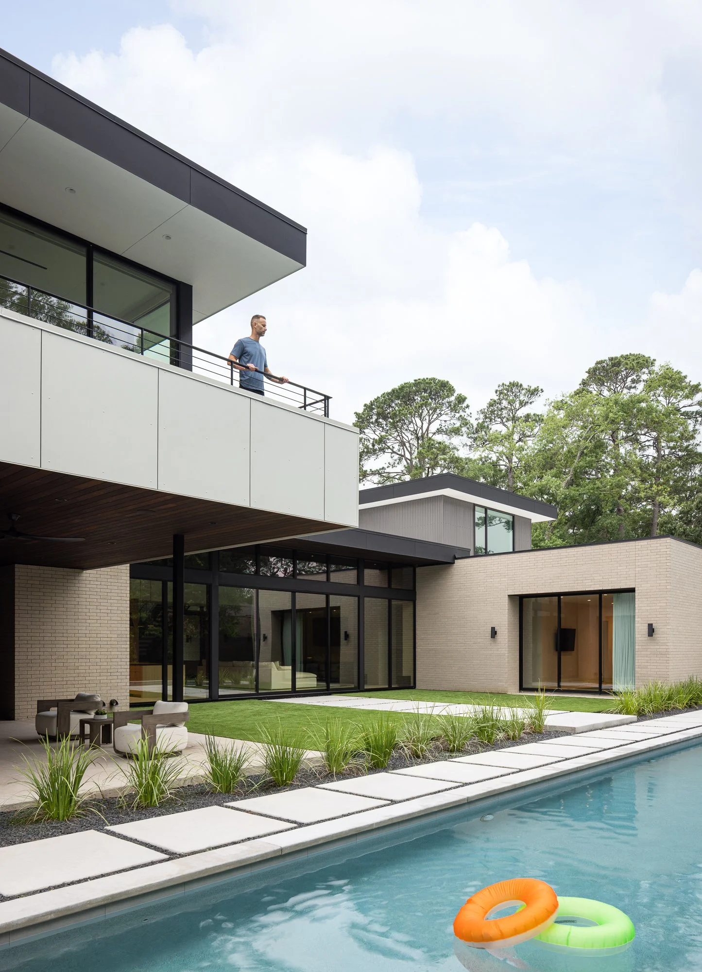 Wink Residence