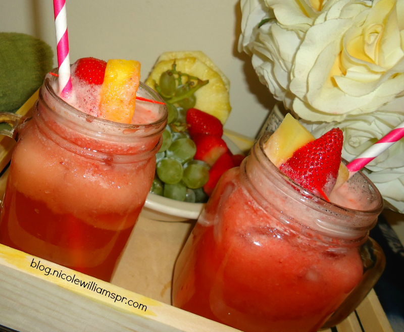 Unwind and relax with this reader inspired Pinnacle Vodka cocktail recipe. #ad #PinnacleCocktailClub #PinnacleVodka #signaturedrinks #cocktailrecipe