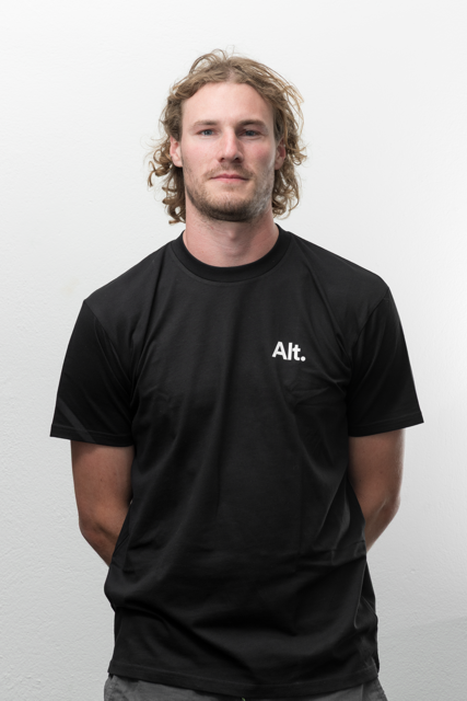 Oscar Alternative Construction Photo