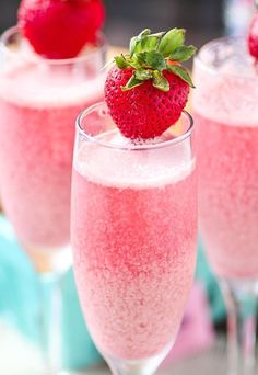 Strawberry Cream Mimosa Ingredients: Frozen raspberries, frozen strawberries, Sweet'N Low, honey, half & half, vanialla extract, champagne. Full recipe: http://www.swankyrecipes.com/strawberry-cream-mimosa.html?crlt.pid=camp.6vTdFsAteQl1