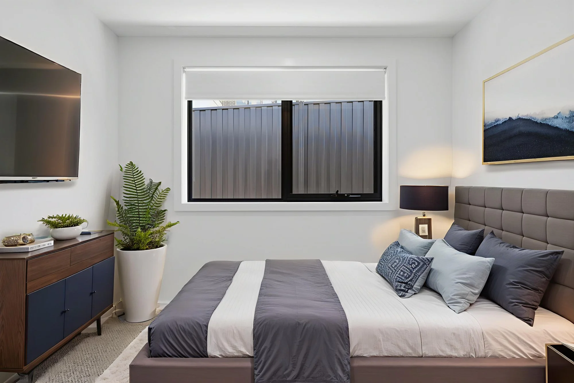 11_Leeman_Court_Riverside-22_52---Bedroom-ALT.jpg