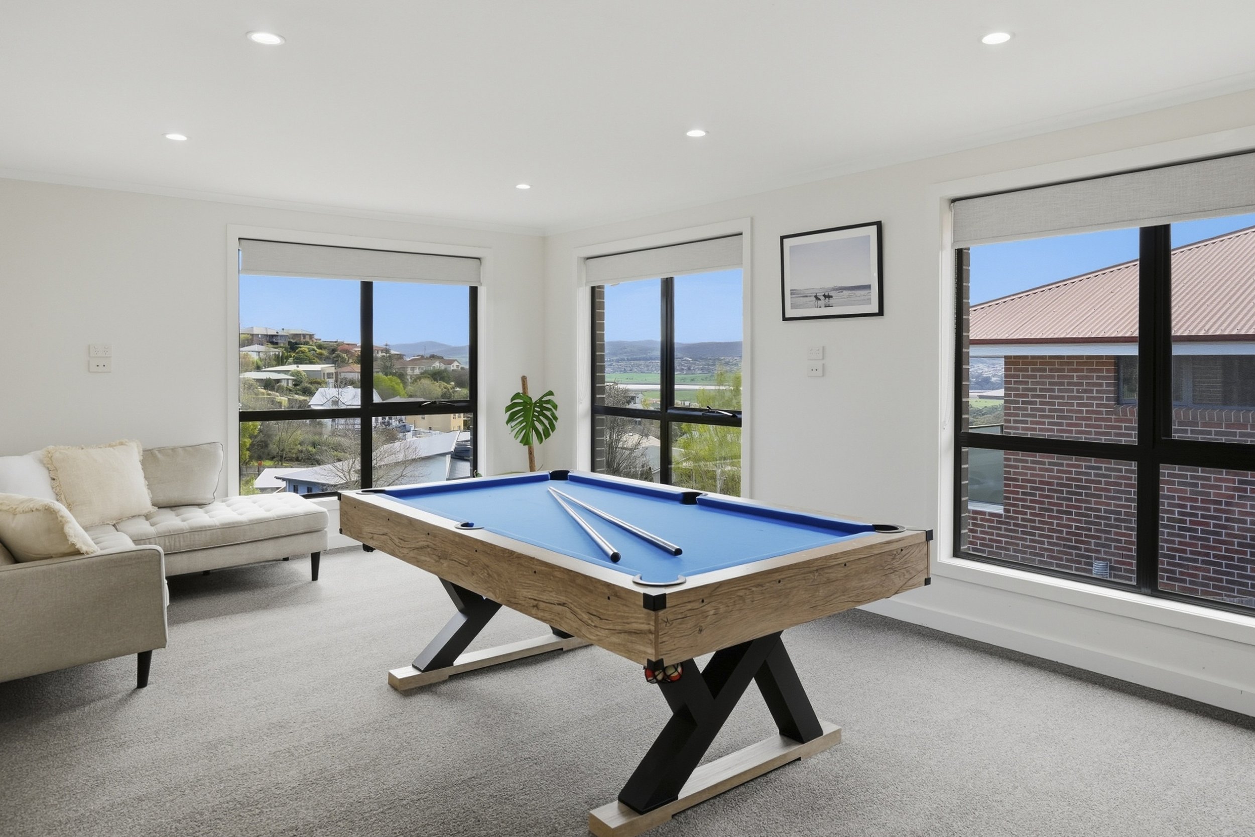 17 TAMAR RISE - NEW CARPET PICKUPS1.jpg