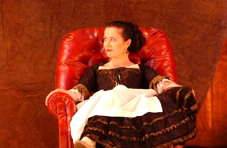 Natalie Christie Peluso as Susanna in The Marriage of Figaro for Opera Australia 2004