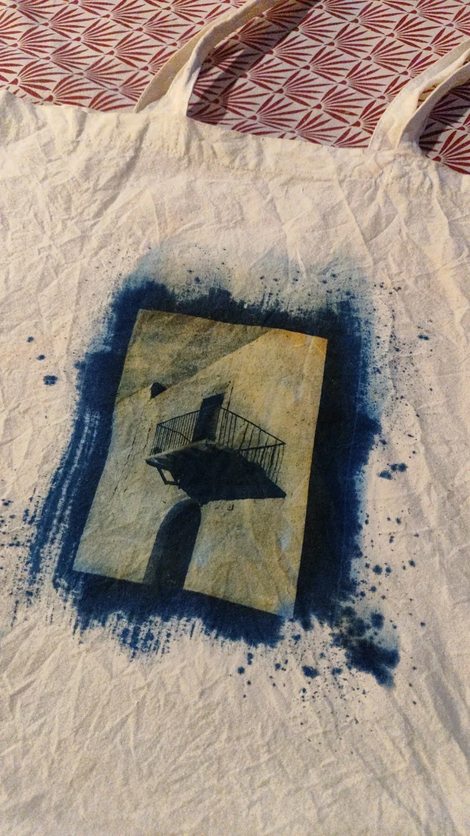 Taller de fotografía experimental con cianotipia - Soportes alternativos