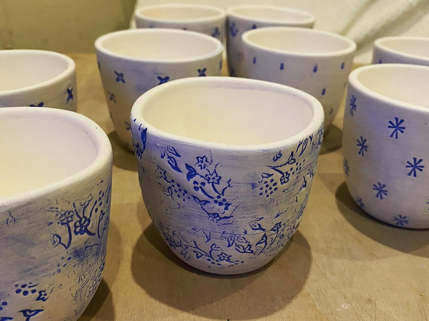 New little porcelain beakers in the making