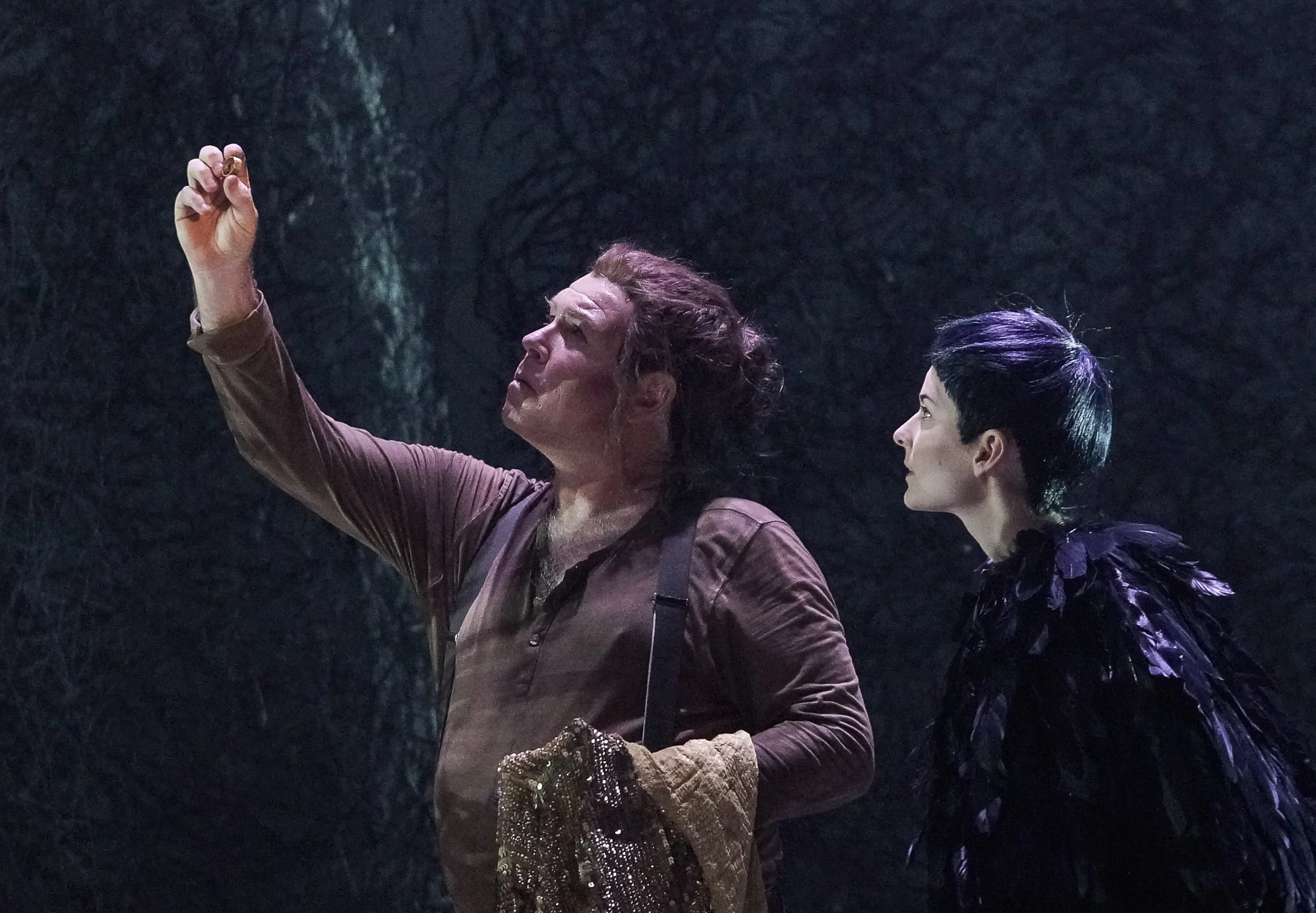 Waldvogel in "Siegfried", Theater Kiel 2016/17, ML: Georg Fritzsch, R: Daniel Karasek, © Olaf Struck