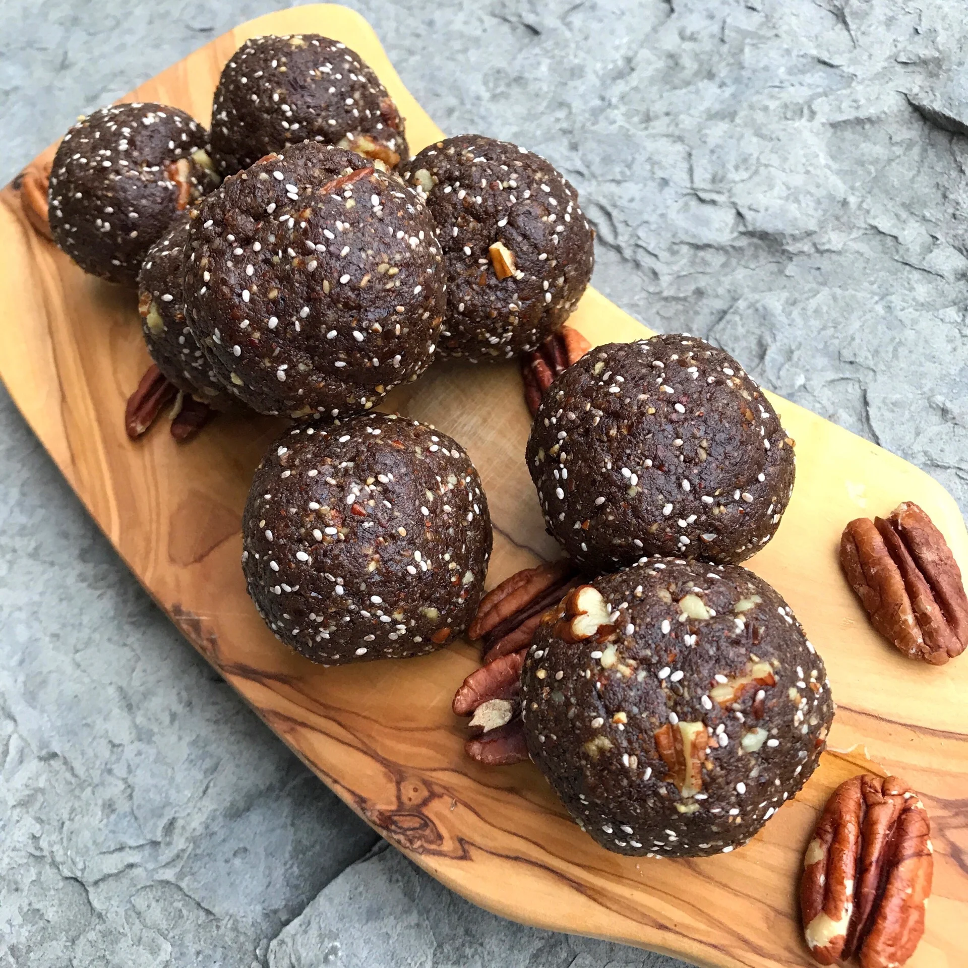 CHOCOLATE PECAN PROTEIN BALLS