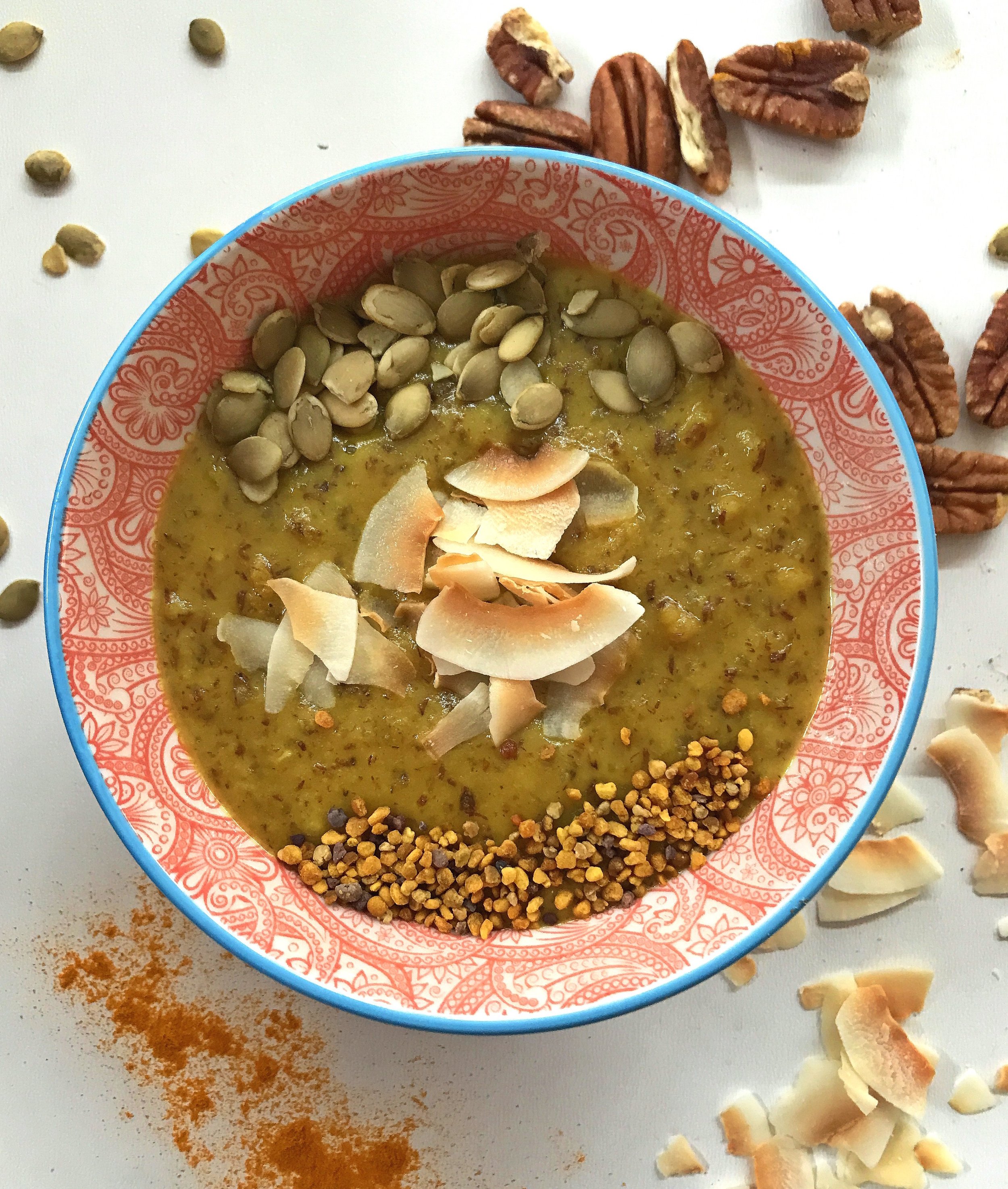 GOLDEN MILK PALEO PORRIDGE (grain-free nut, seed & turmeric porridge)
