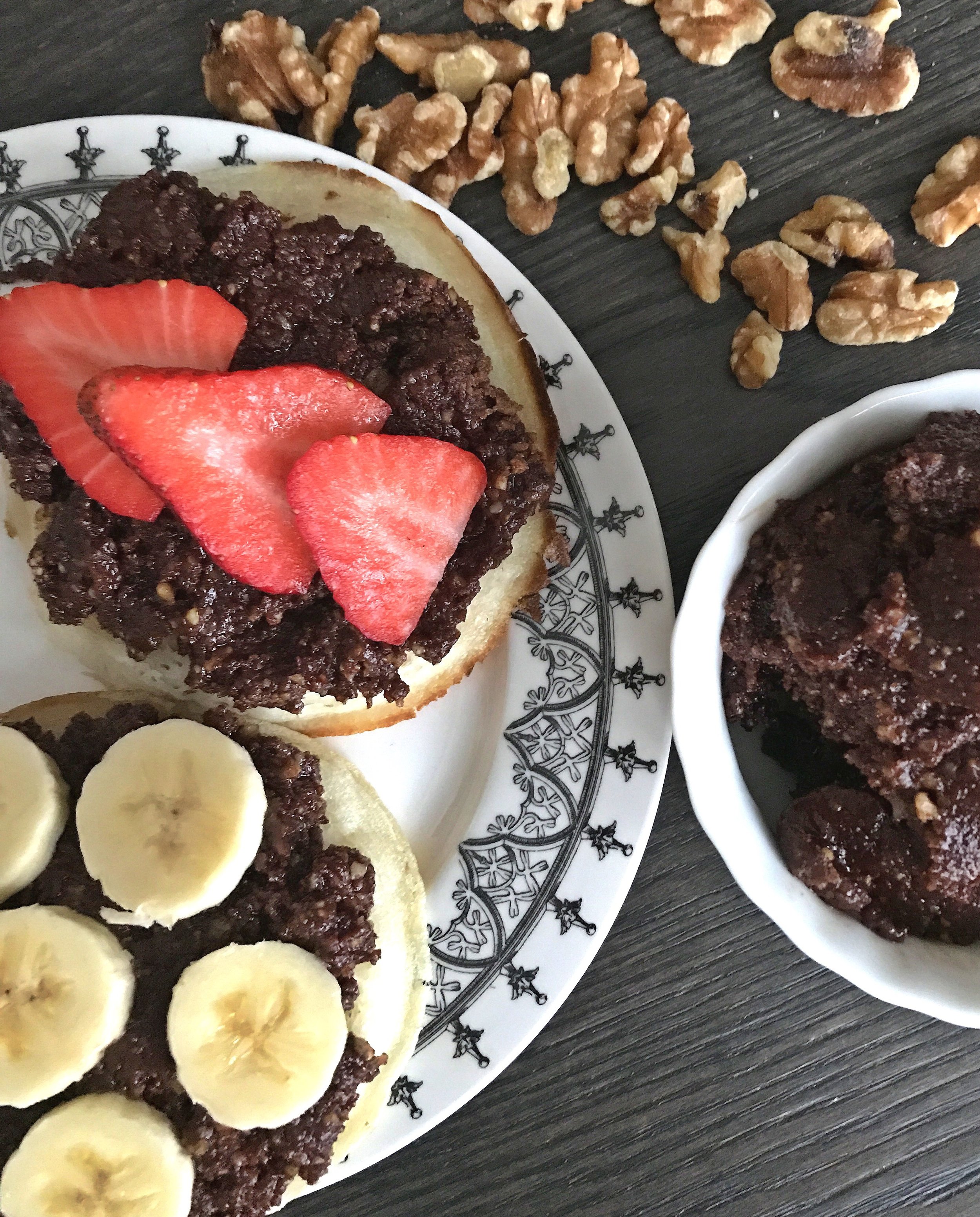 CHOCOLATE WALNUT PROTEIN SPREAD
