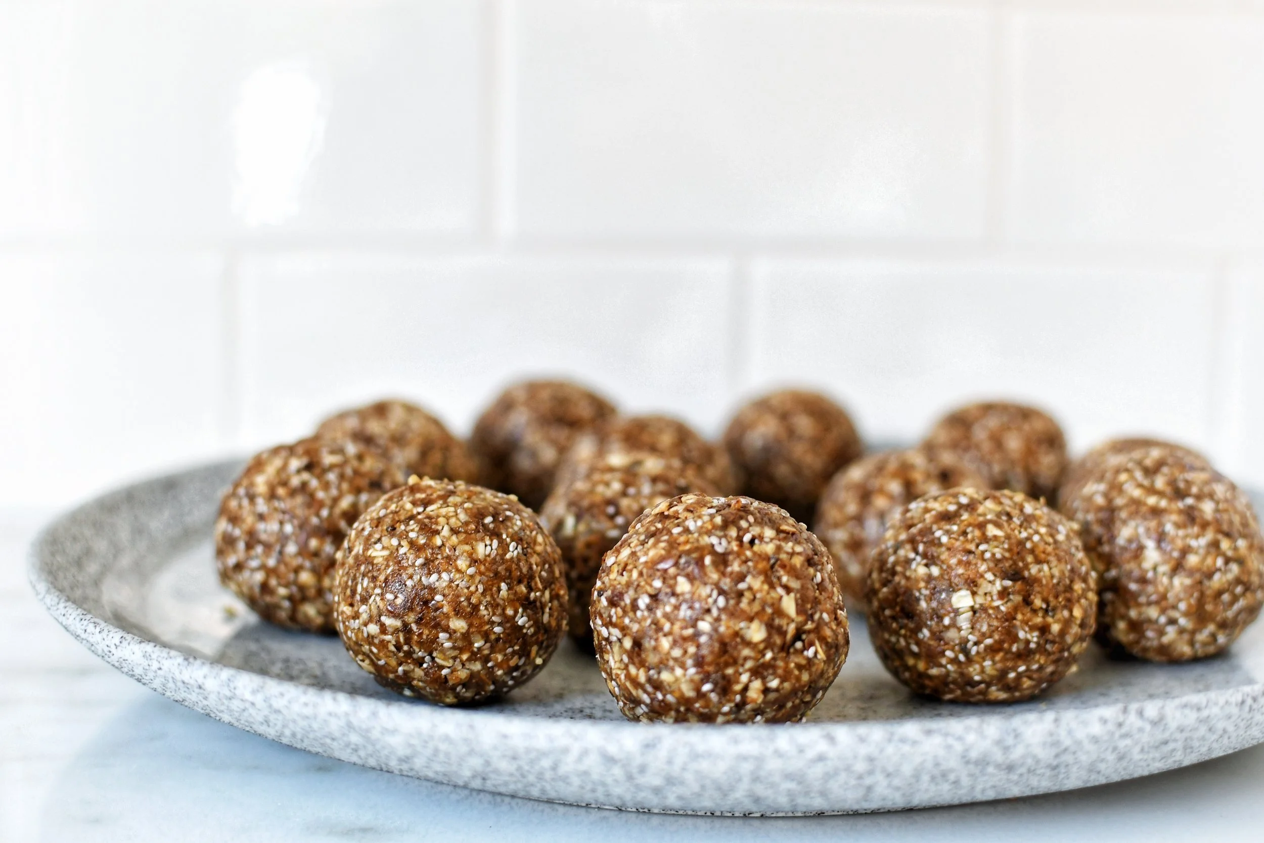 GINGERBREAD COOKIE DOUGH BALLS