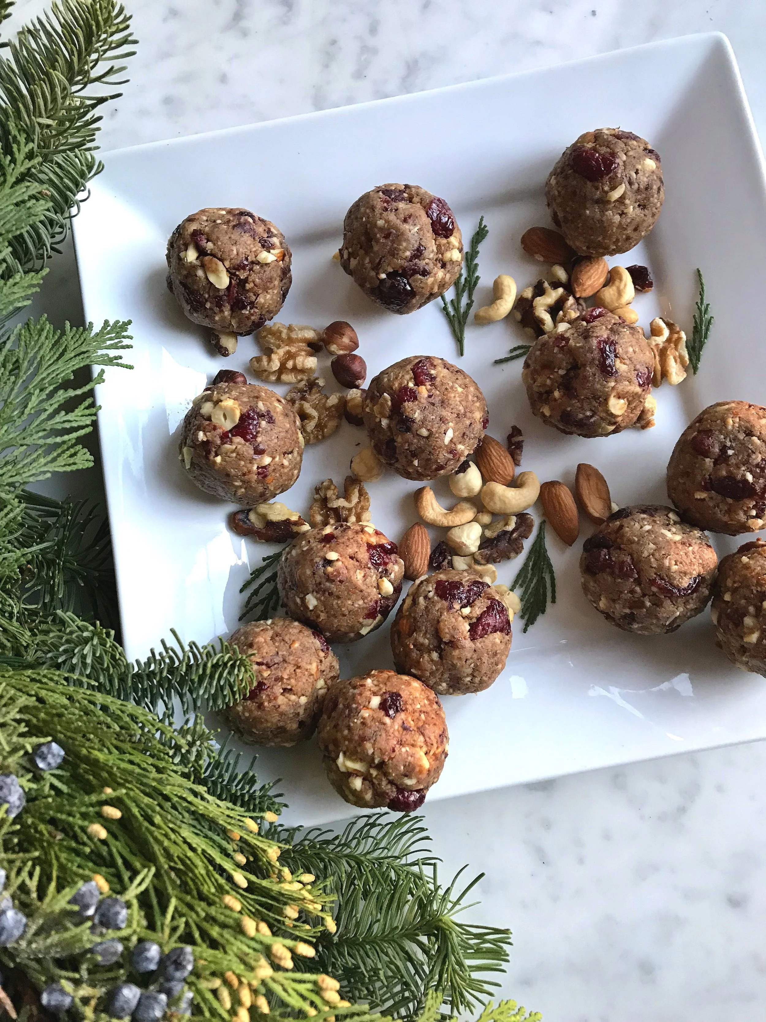 BETTER-THAN-CHRISTMAS-CAKE-PROTEIN-BALLS.jpg
