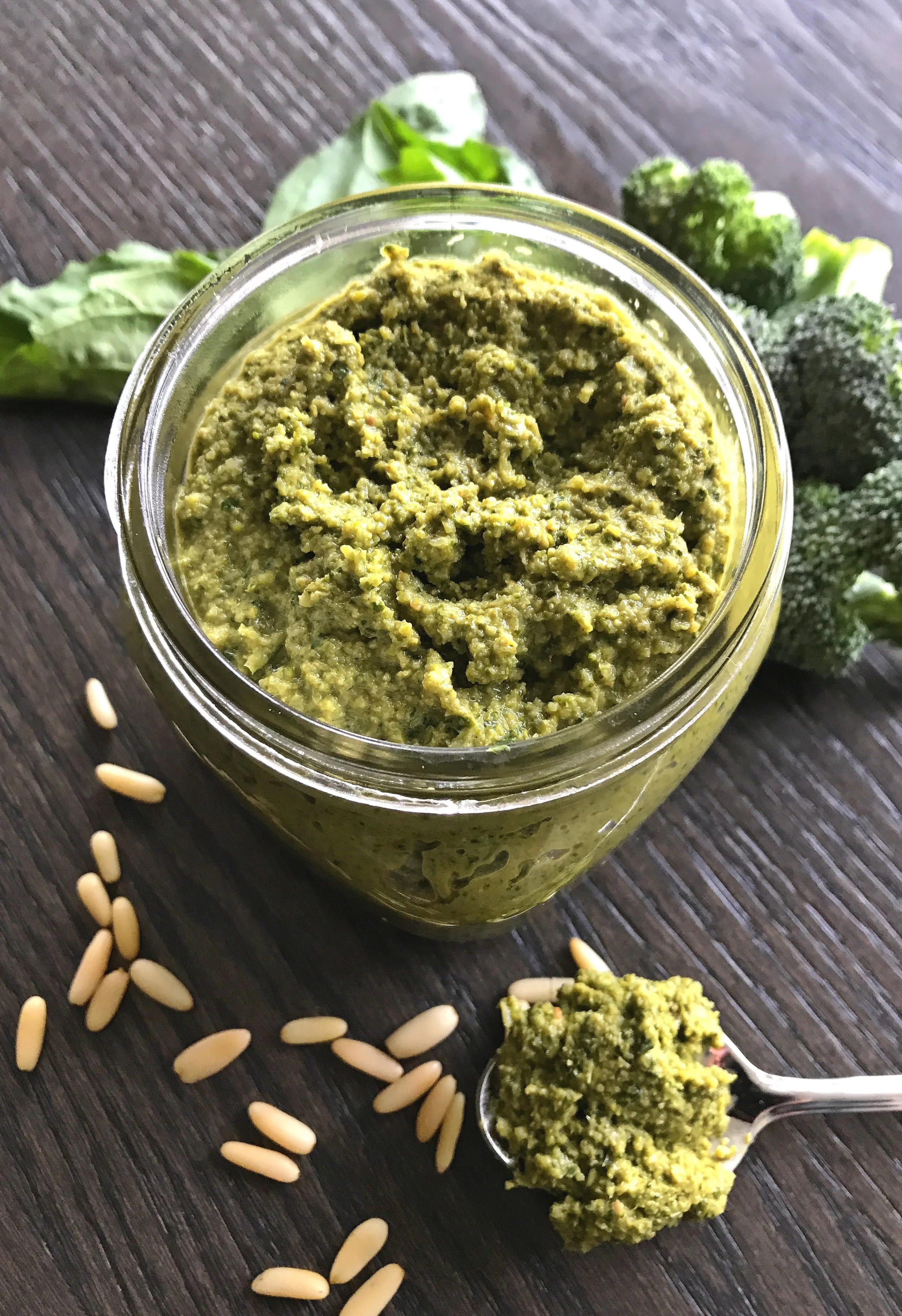 BROCCOLI, BASIL & PINE NUT PESTO