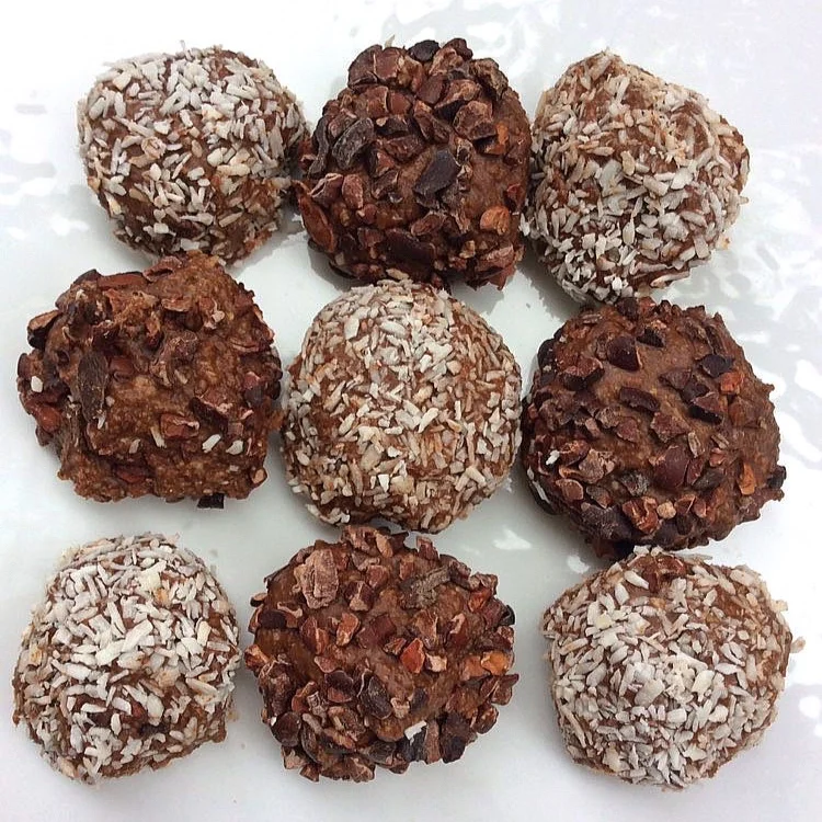 CHOCONUT BLISS BALLS