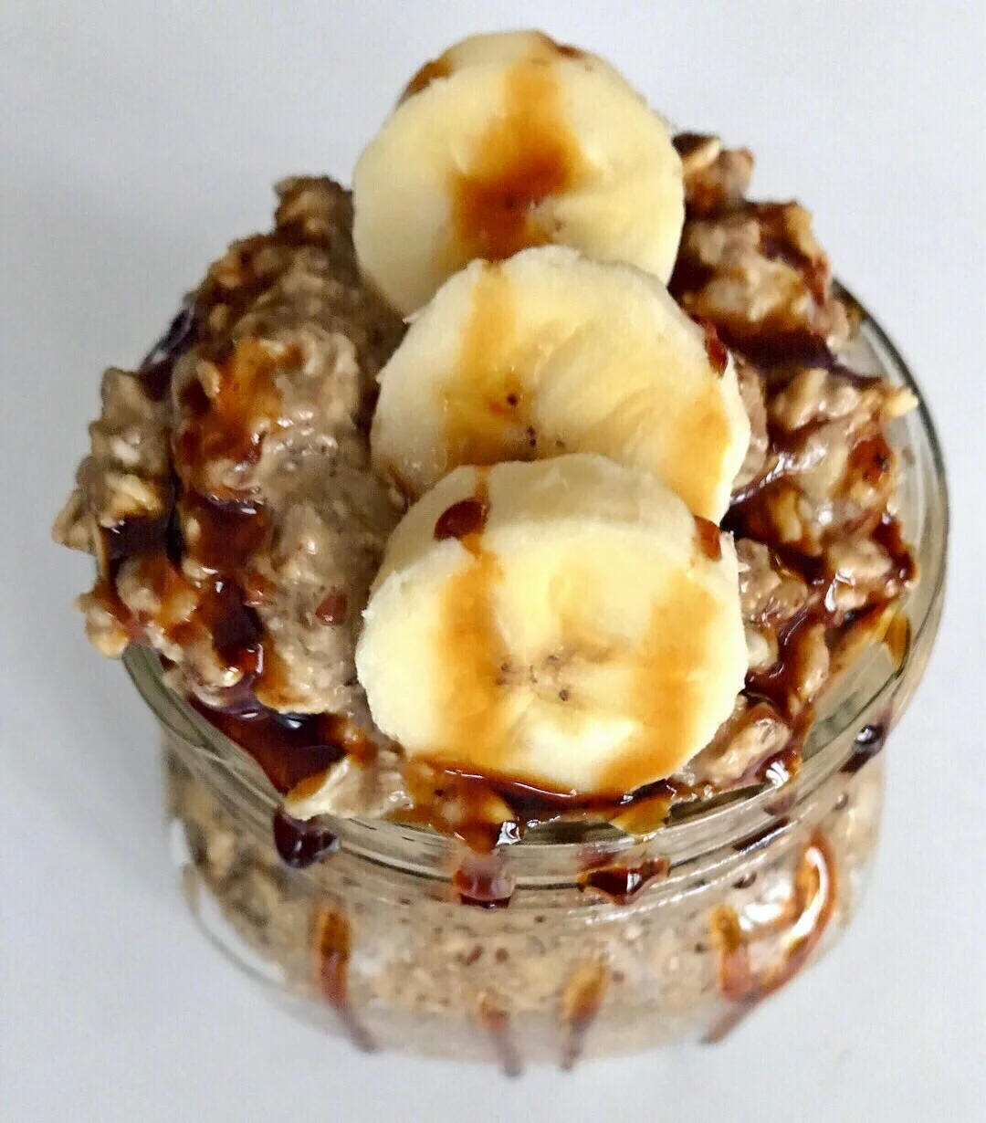 GINGERBREAD OVERNIGHT OATS