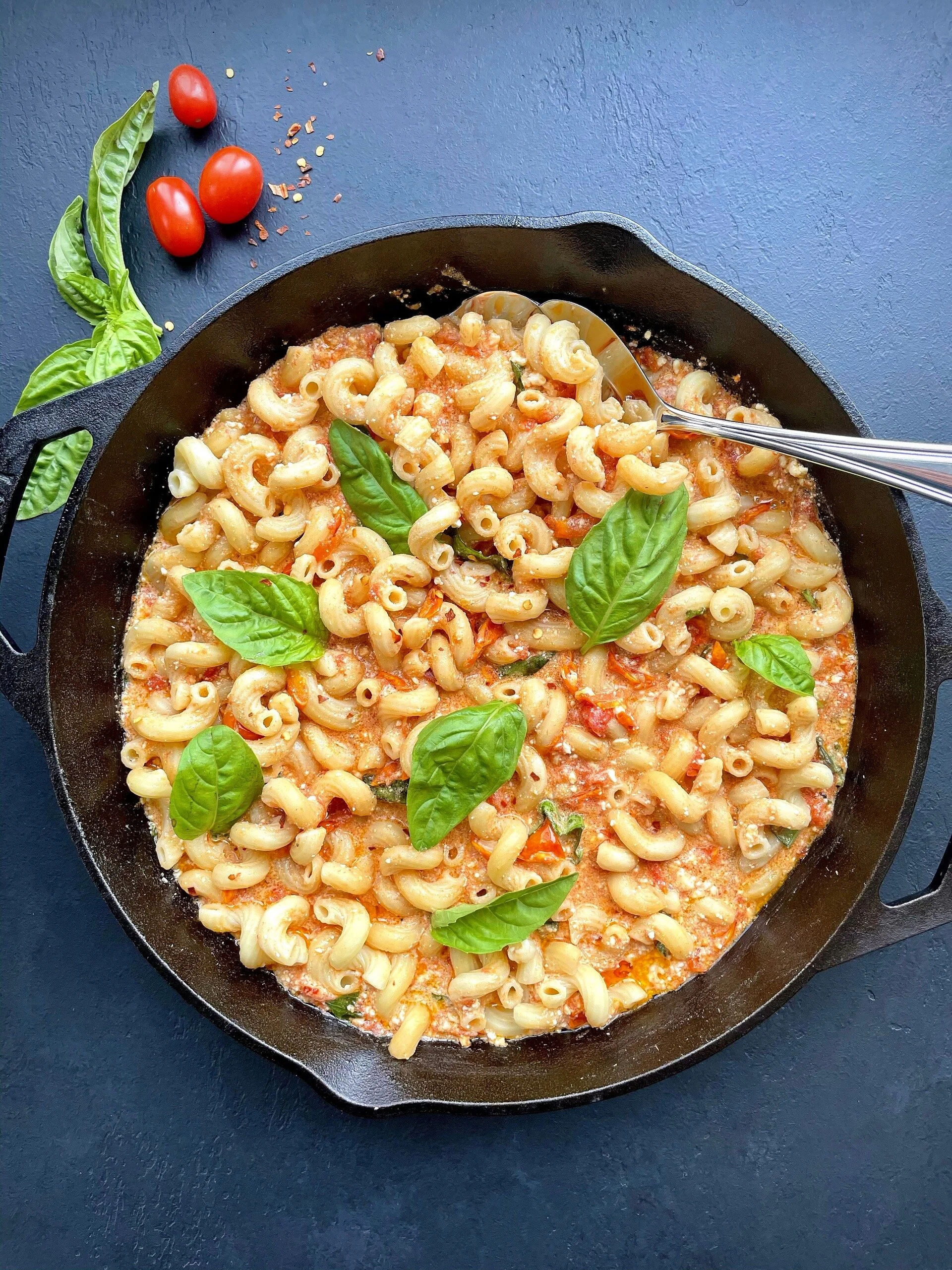 ROASTED TOMATO &amp; "FETA" PASTA SAUCE (dairy or dairy-free; pasta optional)