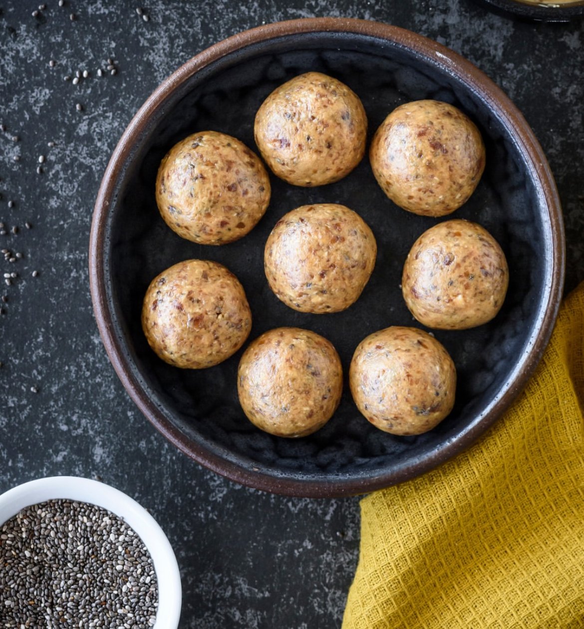Cashew Coconut Chia Energy Balls