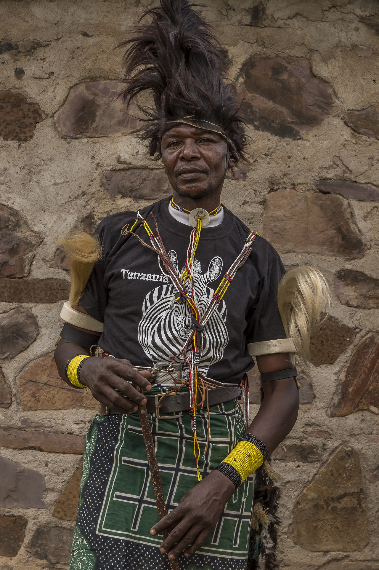 A member of the group "Sinduka Cocoba" in the village Nyichoka, about 30 kilometers west of the Serengeti. The object of "Sinduka Cocoba" is microcredit in order to allow its members to invest in projects that ensure their subsistence. The only cond