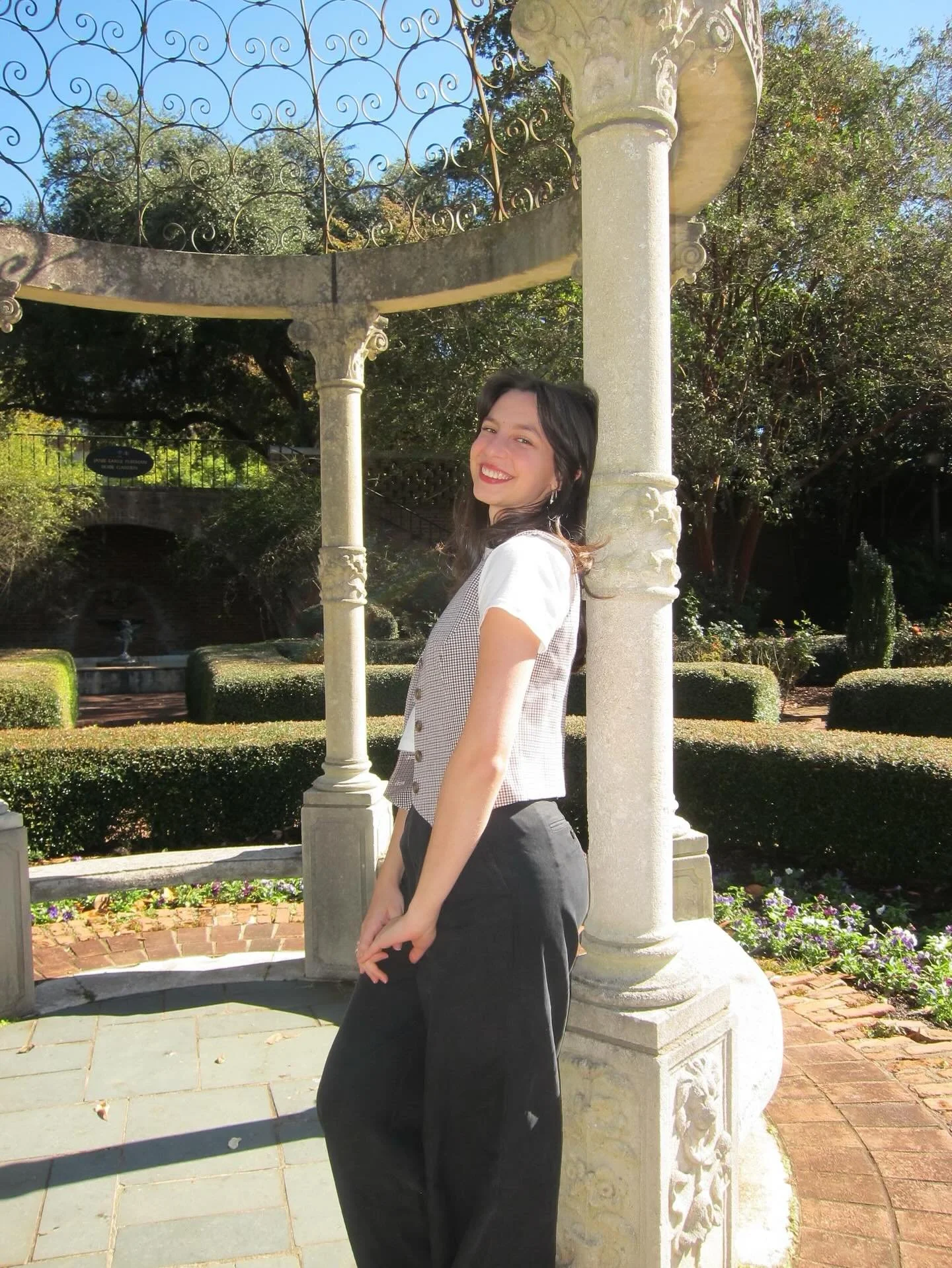 Pi Kappa Phi supports our nominee and rose, Sally Newbold ‘26 as she serves on the Homecoming Court this year!
Sally is a double major in Art History & Anthropology, minor in Women’s, Gender, and Sexuality Studies from St. Augustine,