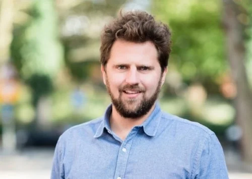 Victor Trokoudes: Plum