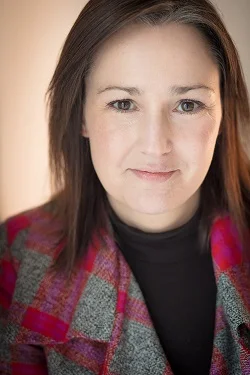 Nancy Roberts headshot .jpg