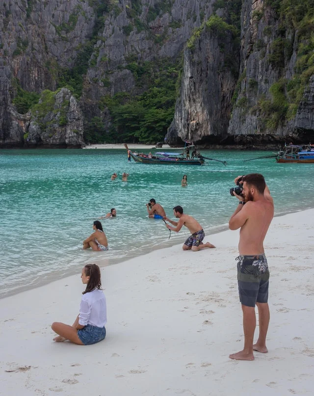 How not to be an asshole tourist