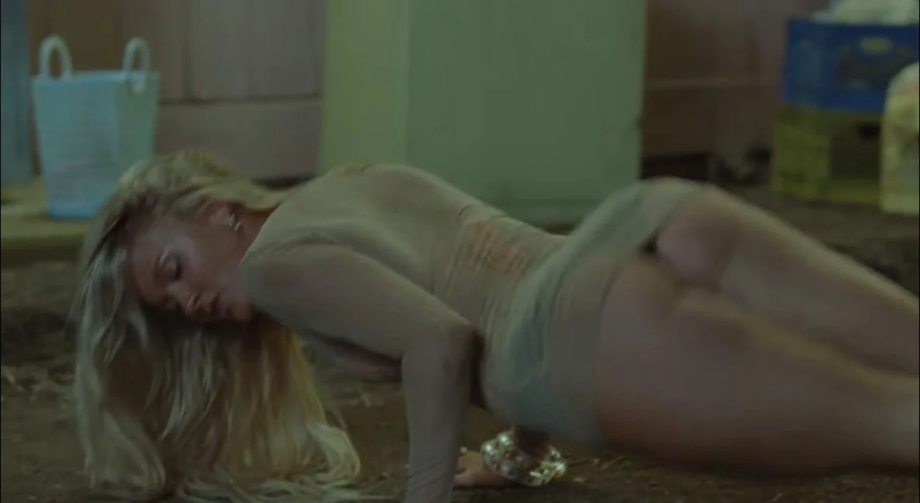 Zara Larsson Turns “Blue Moon” Into an After-Dark Fantasy