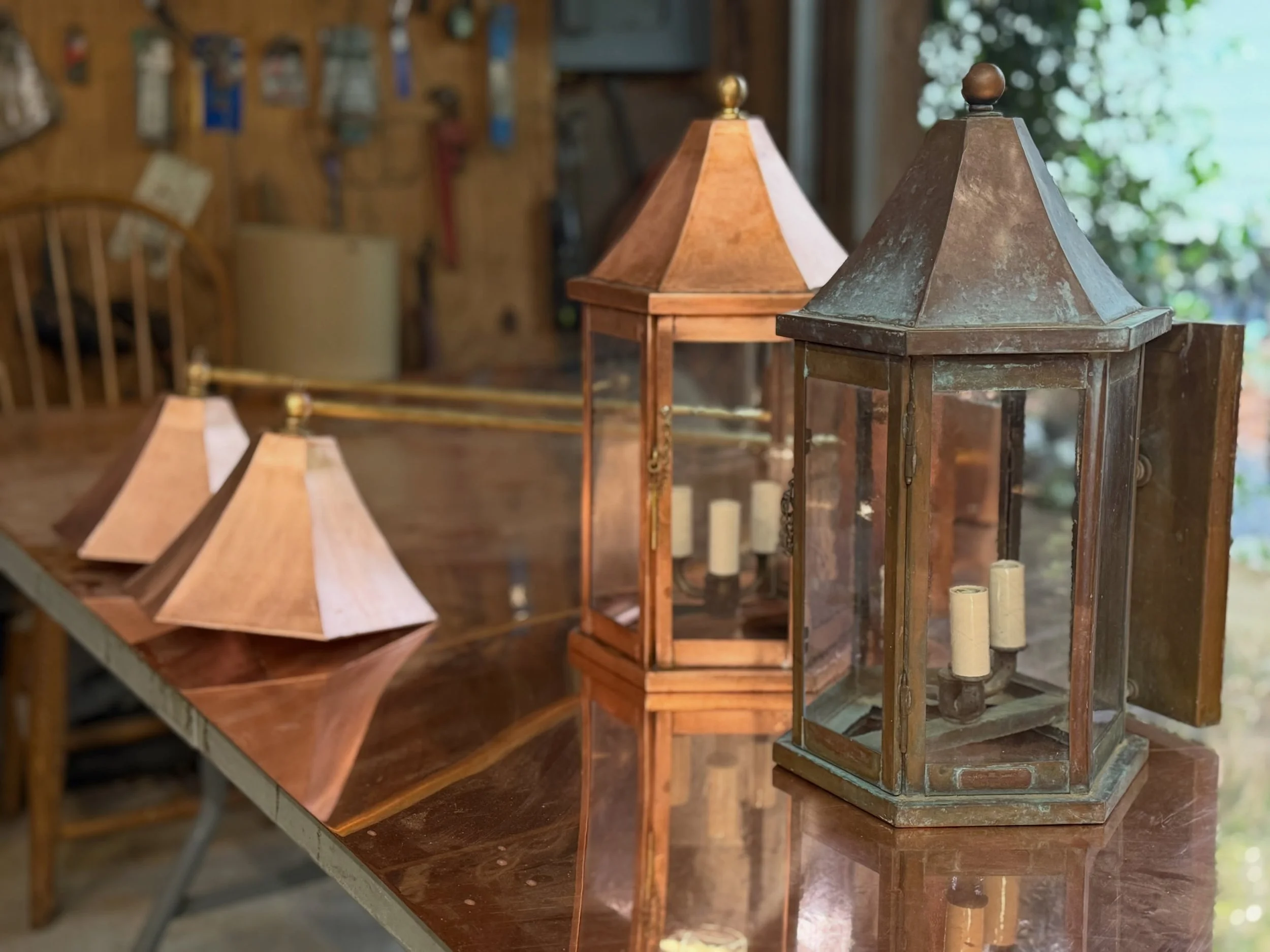 A John Gantt original, a John Gantt replica, and two Gantt-inspired custom sconces built to center over a deep side porch. 

#charlestonsc #coppersmith #customlighting #historichomes #historiccharleston