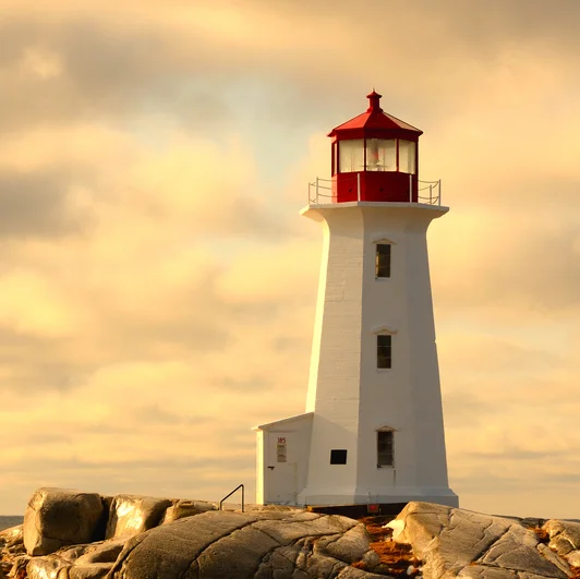 Uncanny Readings: The White Lighthouse at Southwold