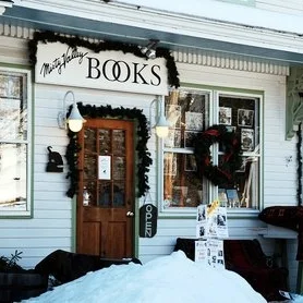Industry Focus: How Independent Bookstores are Thriving