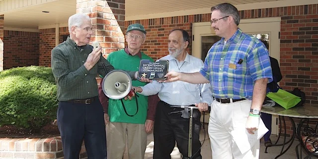 First Bicentennial Green Legacy Community award presented to Robin Run VIllage