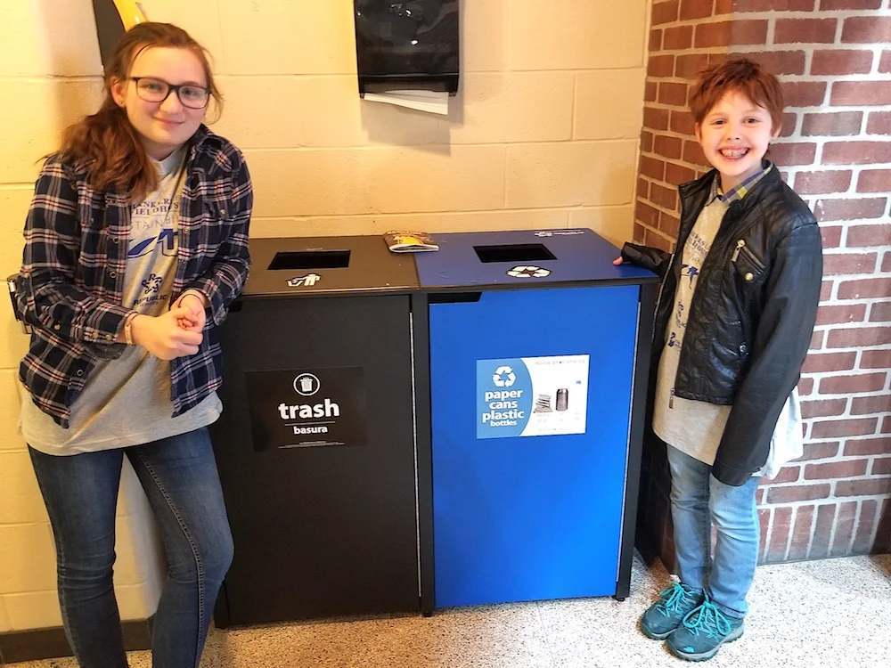Sophie (left) & Ella are spearheading a zero-waste cafeteria project at School 91.