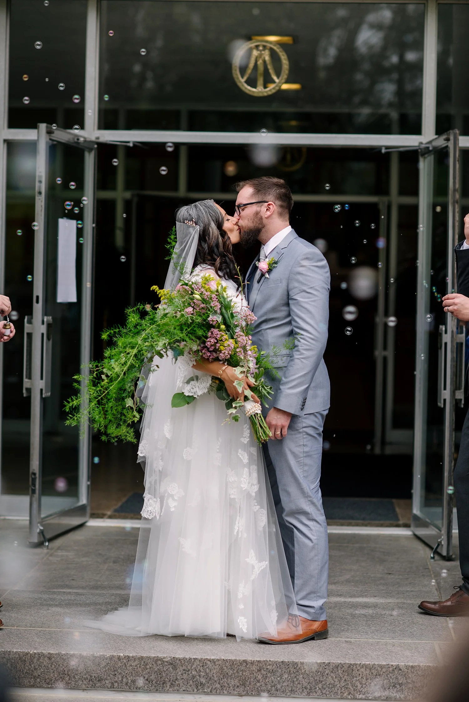 Crown-point-ecology-center-wedding_0013.jpg