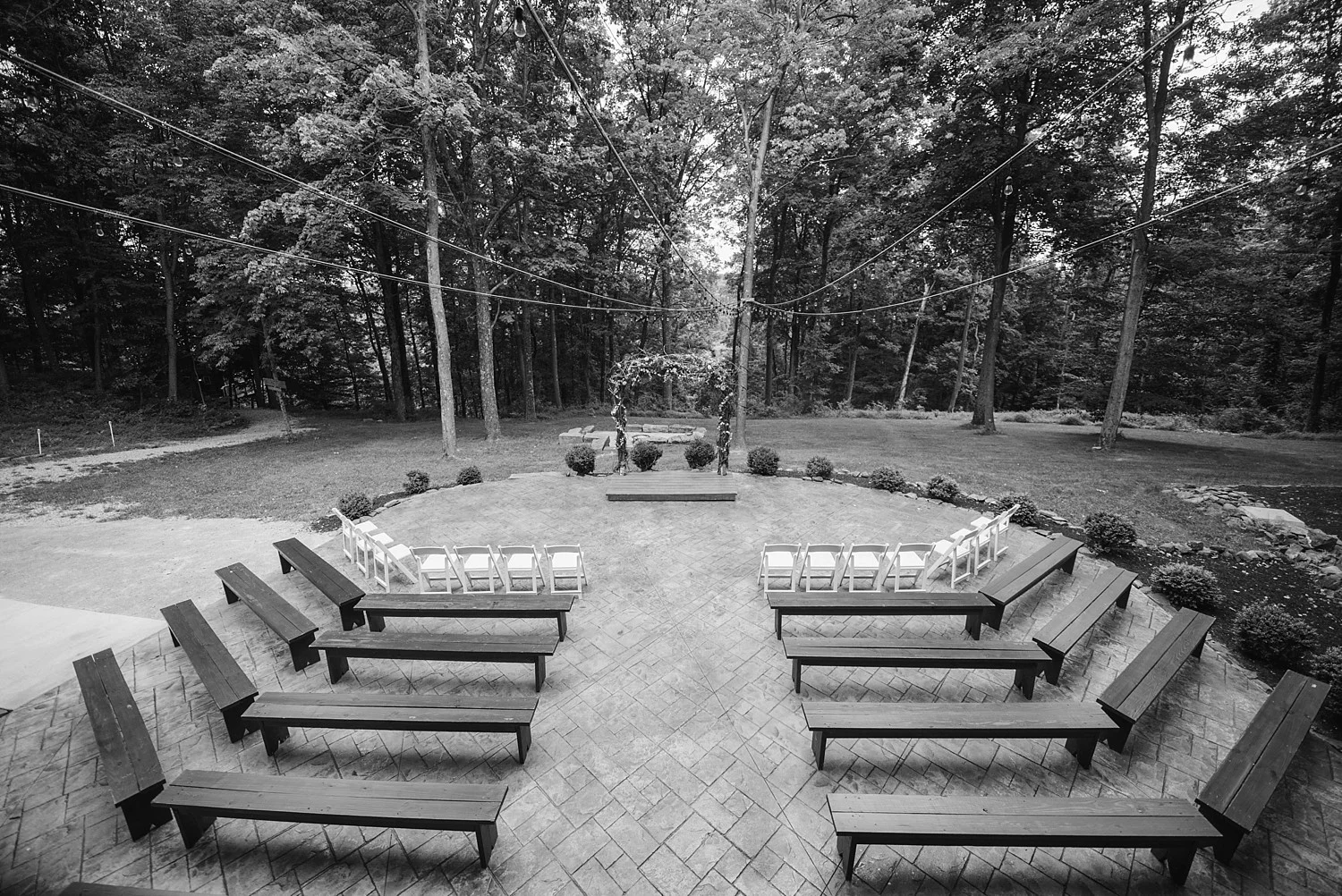 Mohican-Grand-Barn-Wedding_0014.jpg