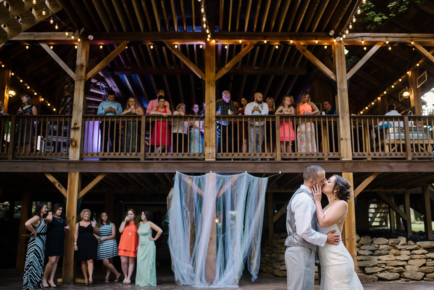 Mohican-Grand-Barn-Wedding_0060.jpg