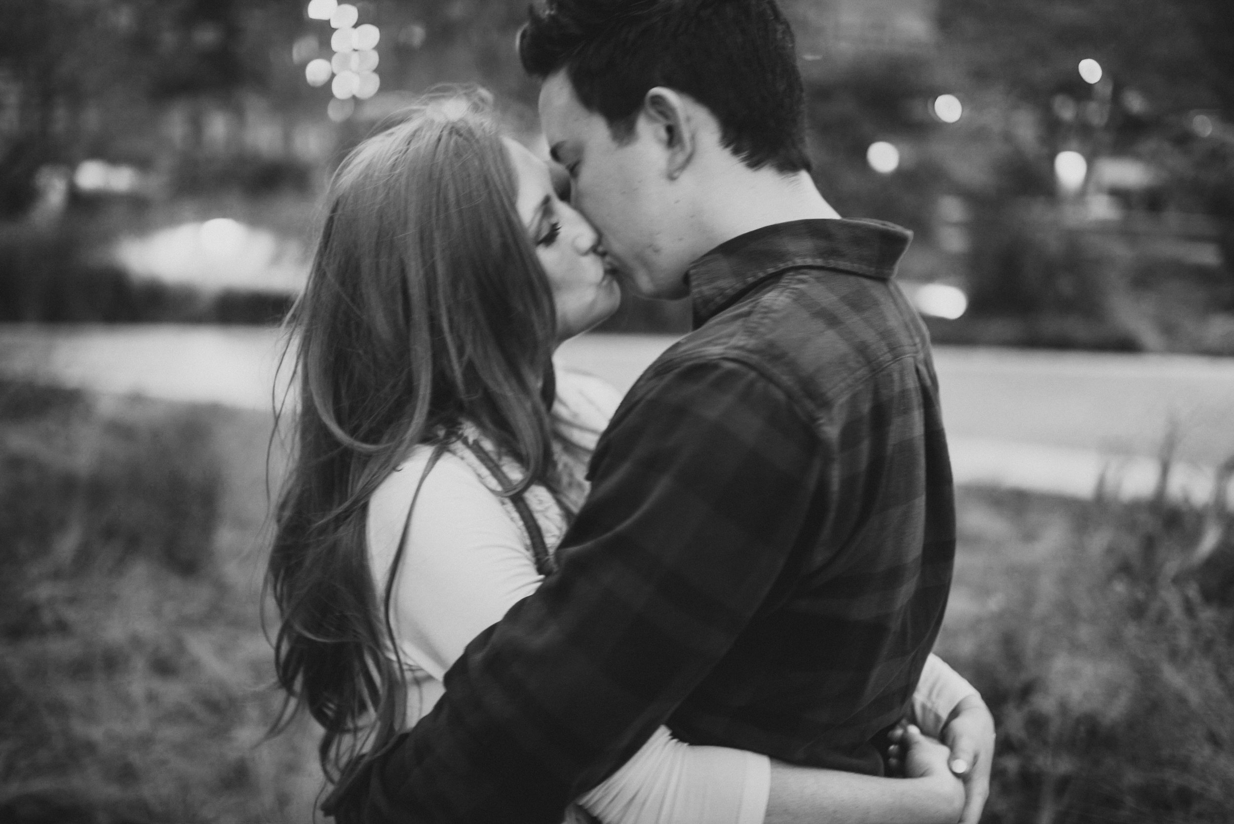 Downtown Cleveland Engagement Session-0024.jpg