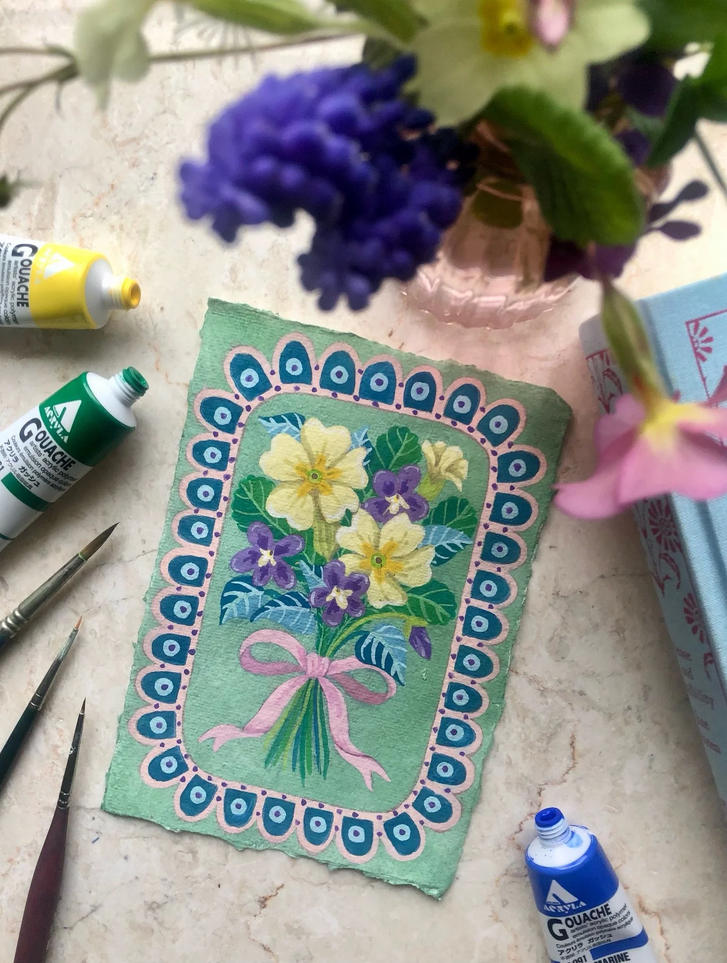 A bouquet of primroses and violets today for something a little bit different.

I was so happy to find violets appearing everywhere today after a few days of Spring sunshine 🌞 

Day 29/100 @dothe100dayproject 

#the100dayproject #100daysofplay #devo