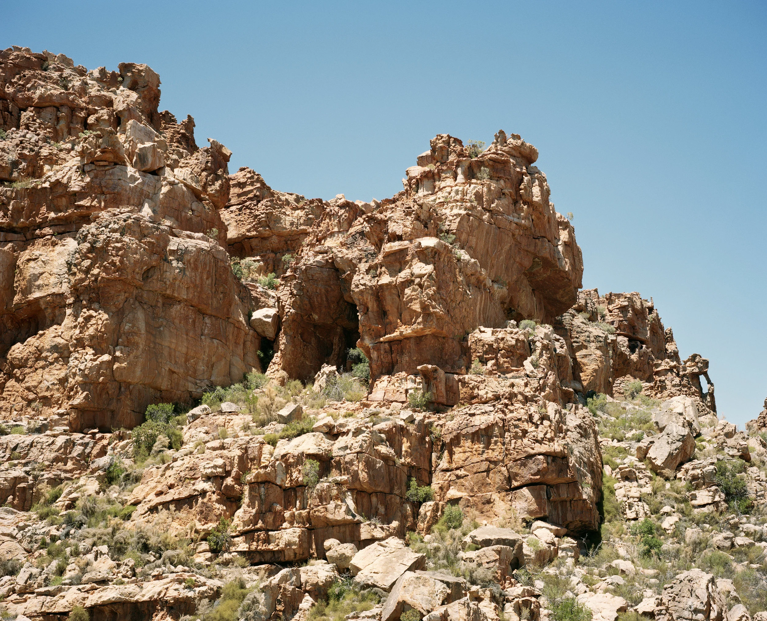 MARWA'S CAVE3143-03.jpg