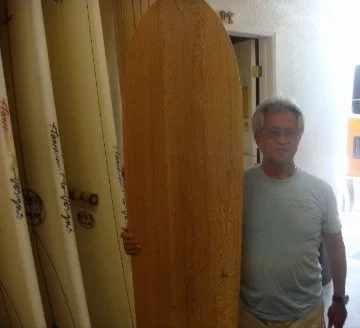 Donald with one of his self-shaped alaias.